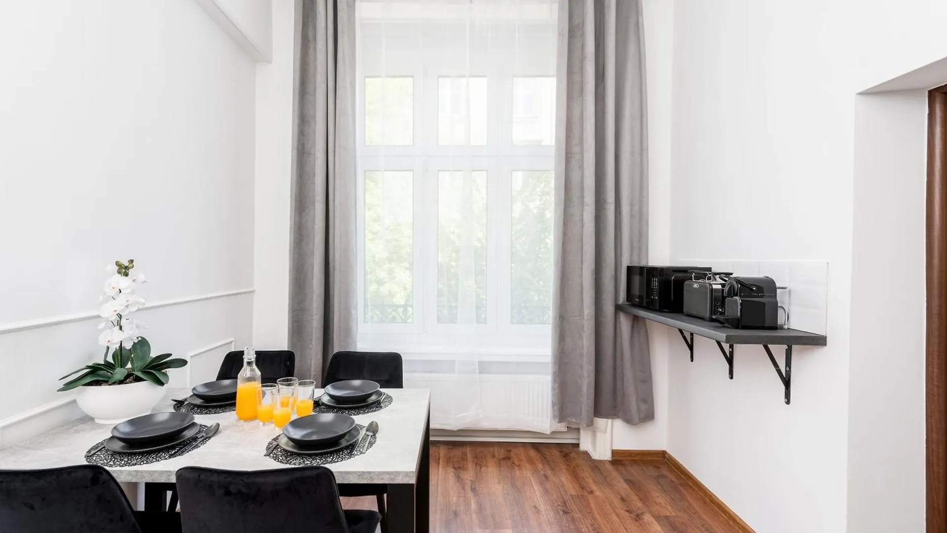 Brzozowa Apartments By Hostly Krakow
